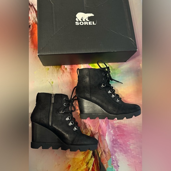 SOREL Joan Uptown Lace Boot - Picture 5 of 10